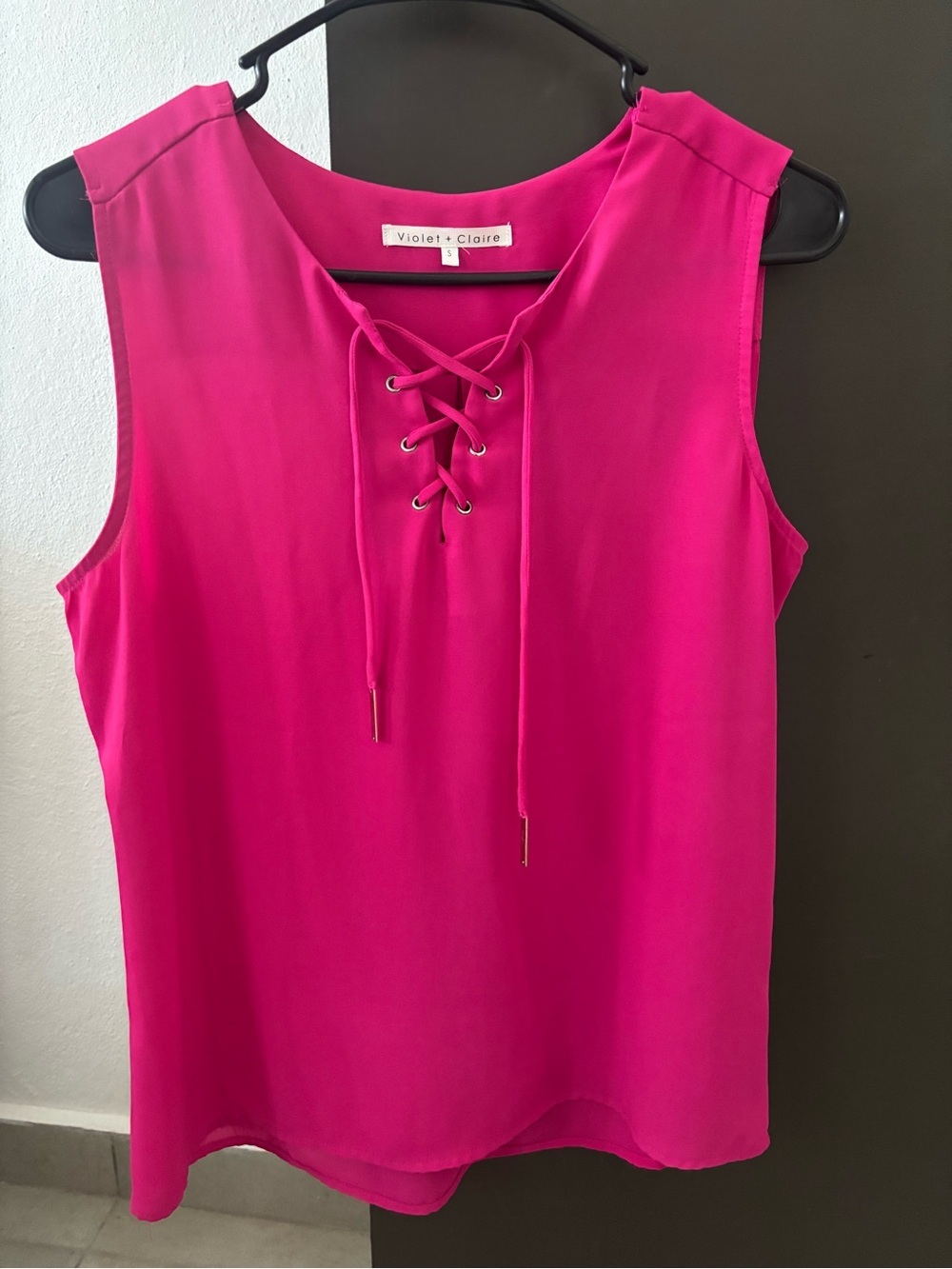 Violet + Claire Hot Pink Lace Up Sleeveless Blouse Top - Size S